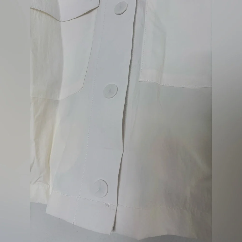 JORDAN NWT WHITE WINDBREAKER CROPPED GIRLS JACKET SZ MEDIUM